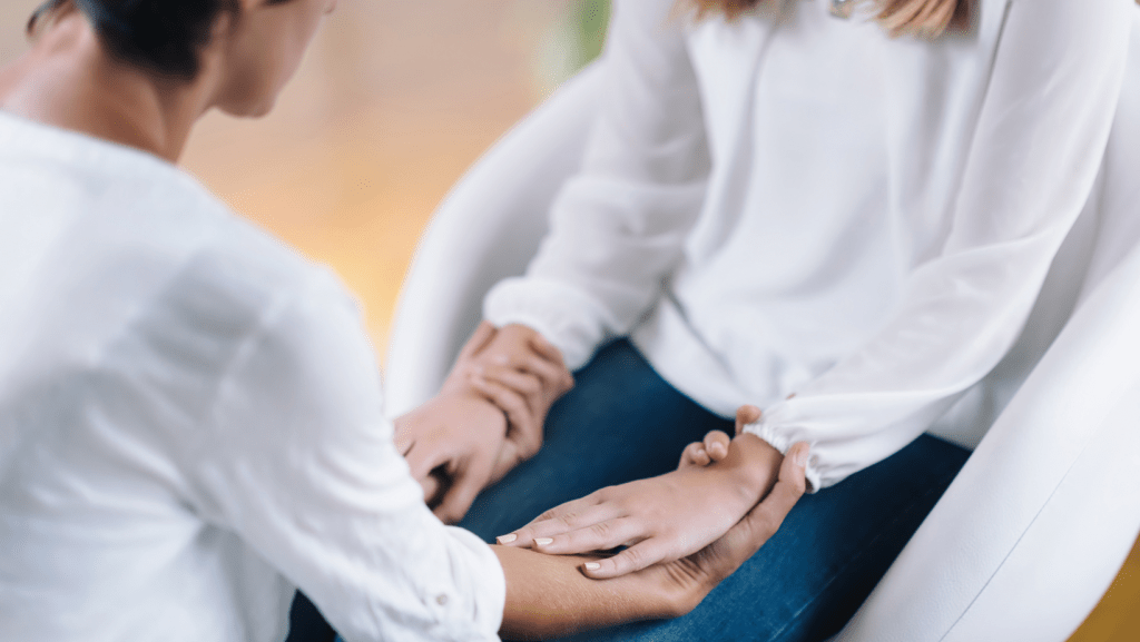 Un enfoque humanista-existencial para crear esperanza en la terapia: cómo encontrar significado en medio del sufrimiento