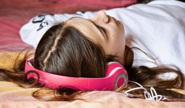 Intentar encajar en la adolescencia y pérdida de identidad emocional