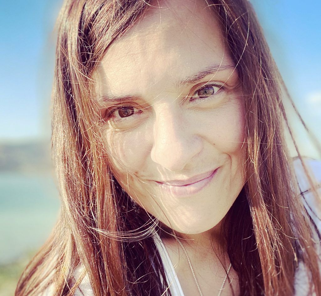 Investigo sobre el autismo en mujeres adultas, buscando respuestas para su diagnóstico tardío.