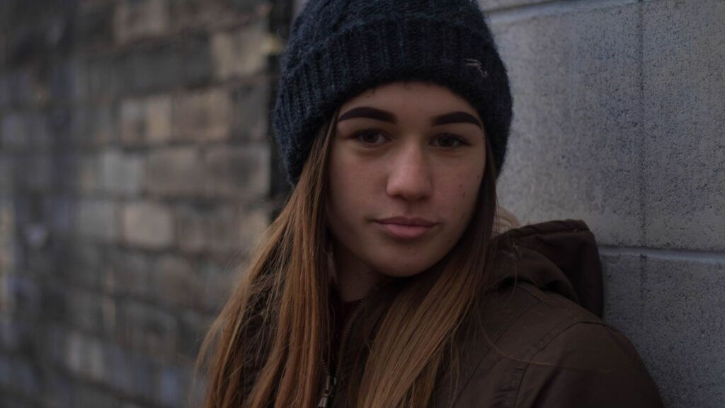Sanar a la Adolescente Interior: del conflicto a la paz