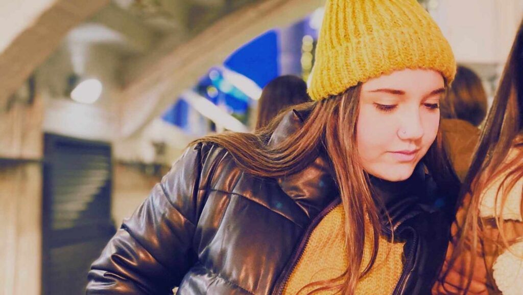 xplorando el impacto del autismo femenino en la relación familiar y la maternidad.